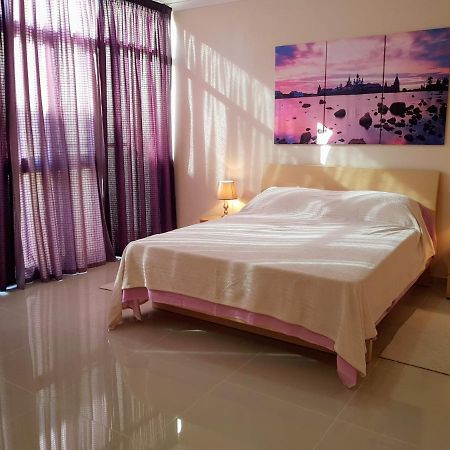 Charming Apartment-Wifi-Sleeps 5 Marsaskala Bagian luar foto